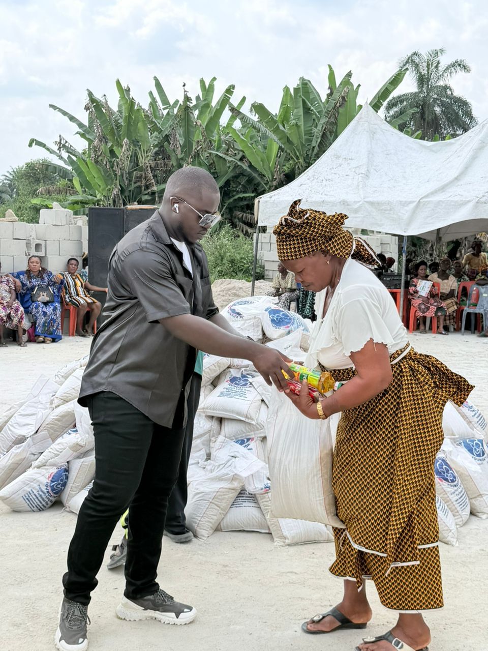Foodstuff distribution